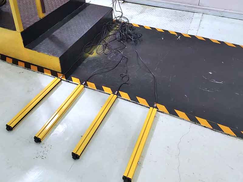 ±1mm精度的测量光幕在物流行业的应用
