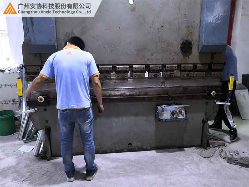 安全光栅对光技巧案例.jpg