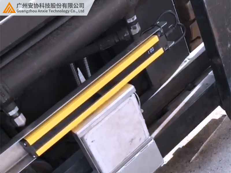 漫反射单边光栅干扰因素分析