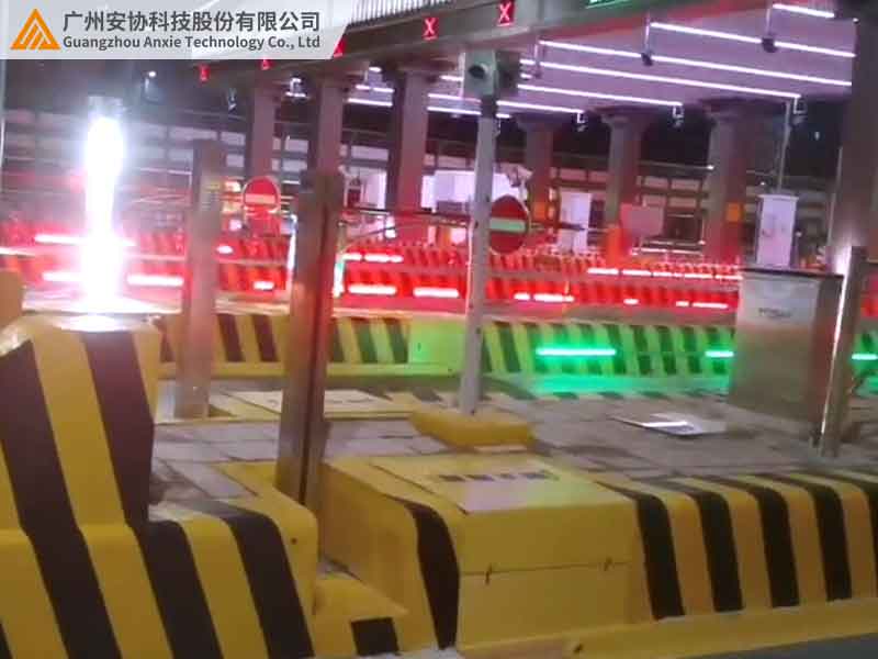 车辆分离光栅在ETC车道的应用案例.jpg