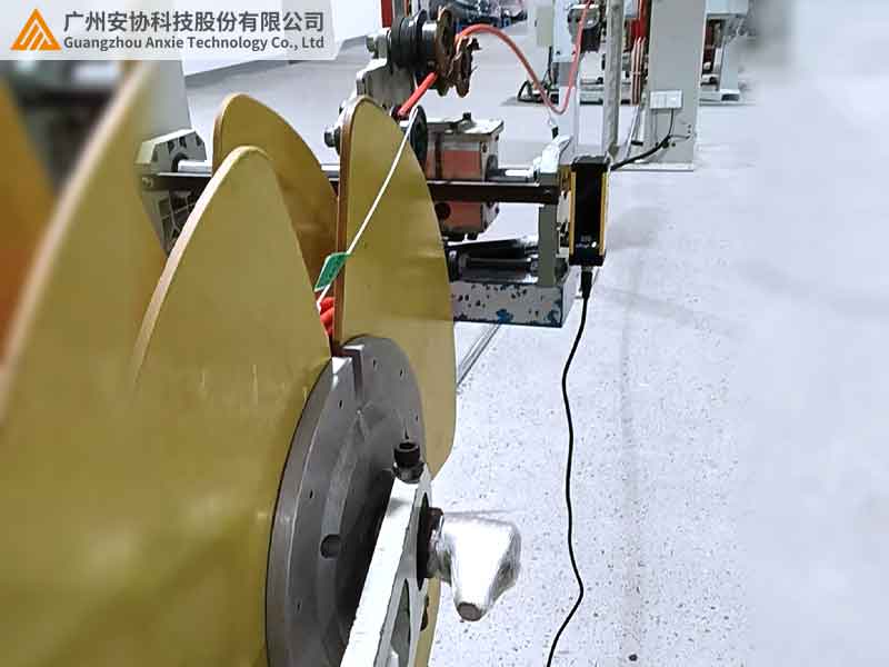 单支安全光幕保障绕线机操作安全案例.jpg