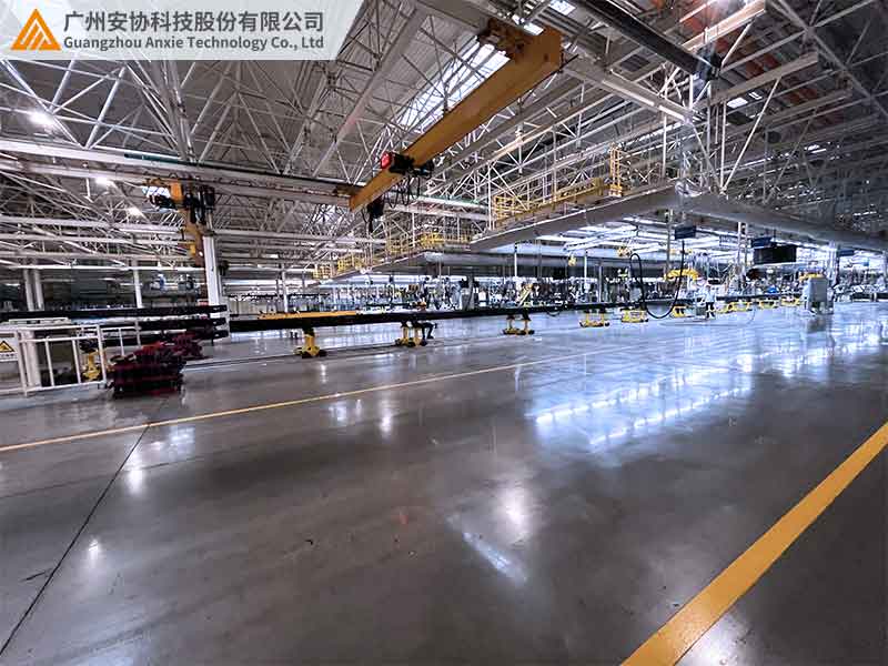 安全光栅对悬挂式起重机的精准控制案例.jpg