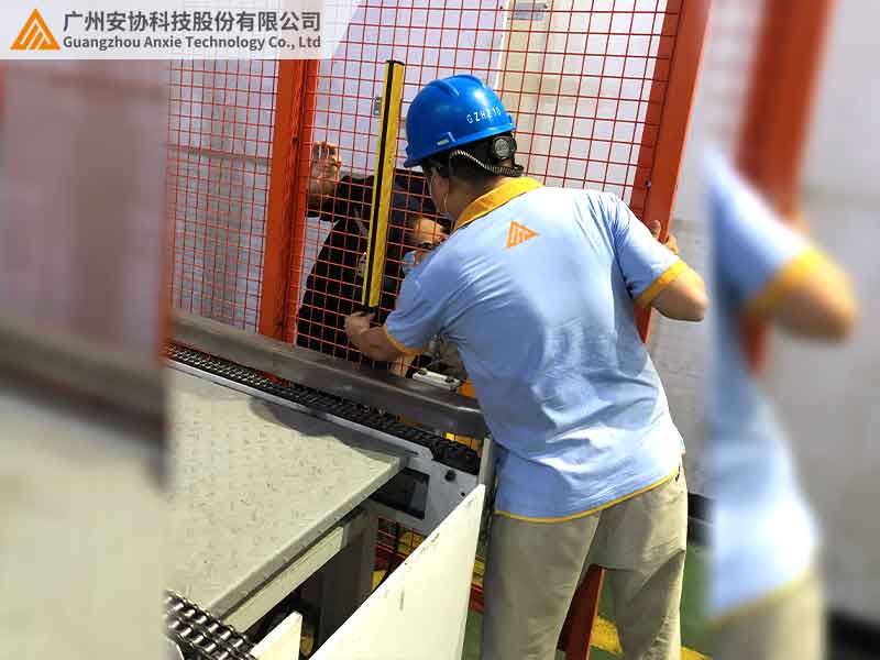 传送带安全光幕响应速度与稳定性测试案例.jpg