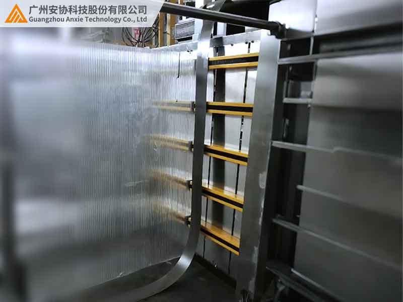 红外对射光幕高反射场景抗干扰性能优化