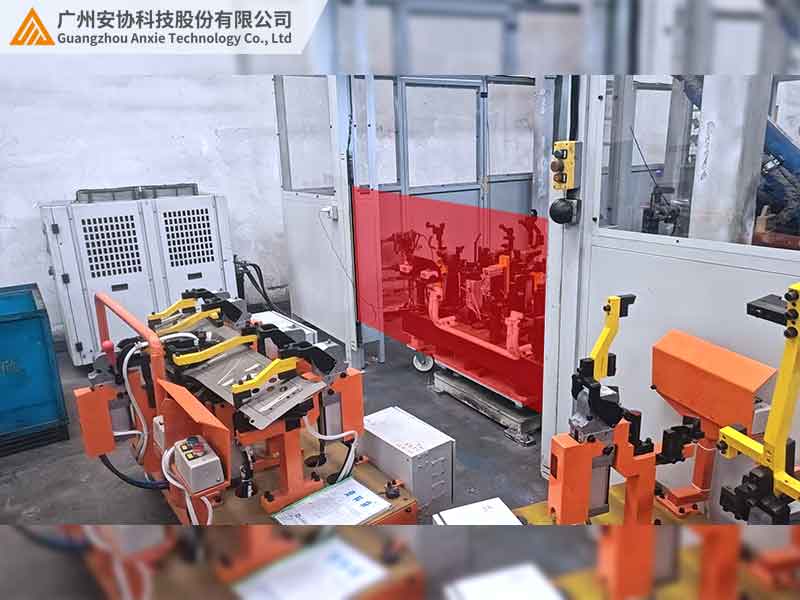 安全光幕用于生产区域防护并警示人员离开