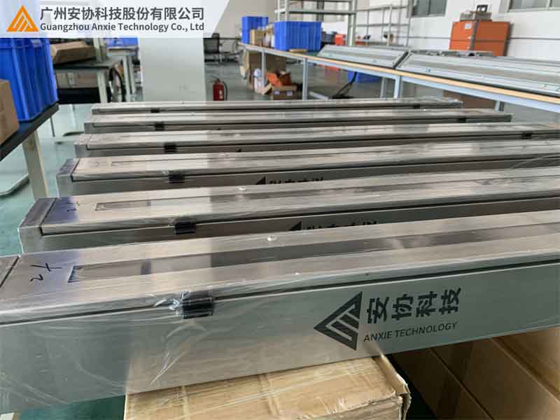 高速收费站红外车辆分离光幕不锈钢防护