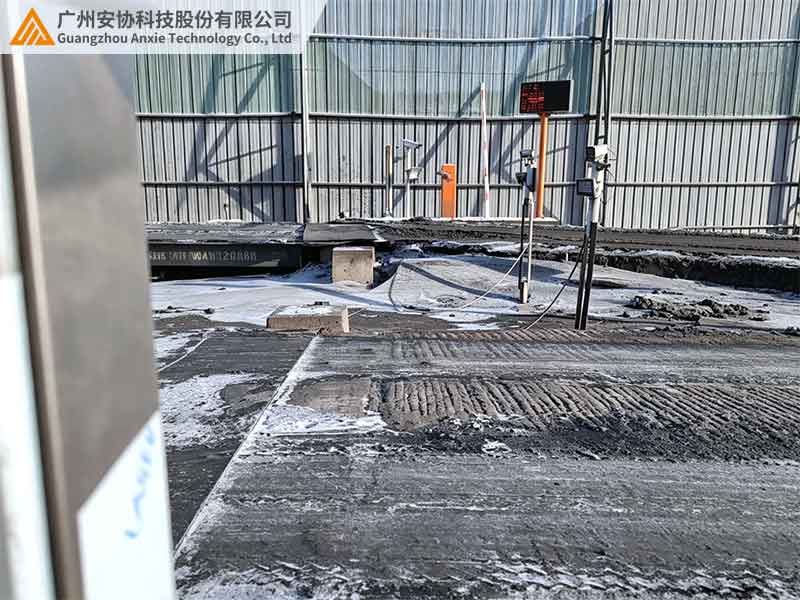 车道闸口系统配套北方耐低温型漫反射光幕装置