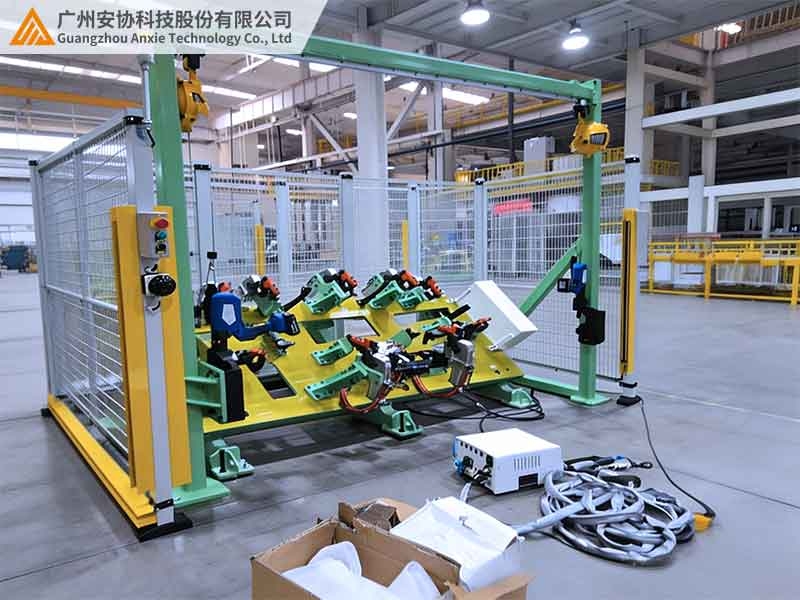 安全光栅助力汽车零部件自动化焊接高效生产.jpg