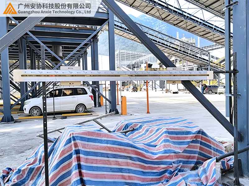 地磅车身定位配套专用车辆分离光幕