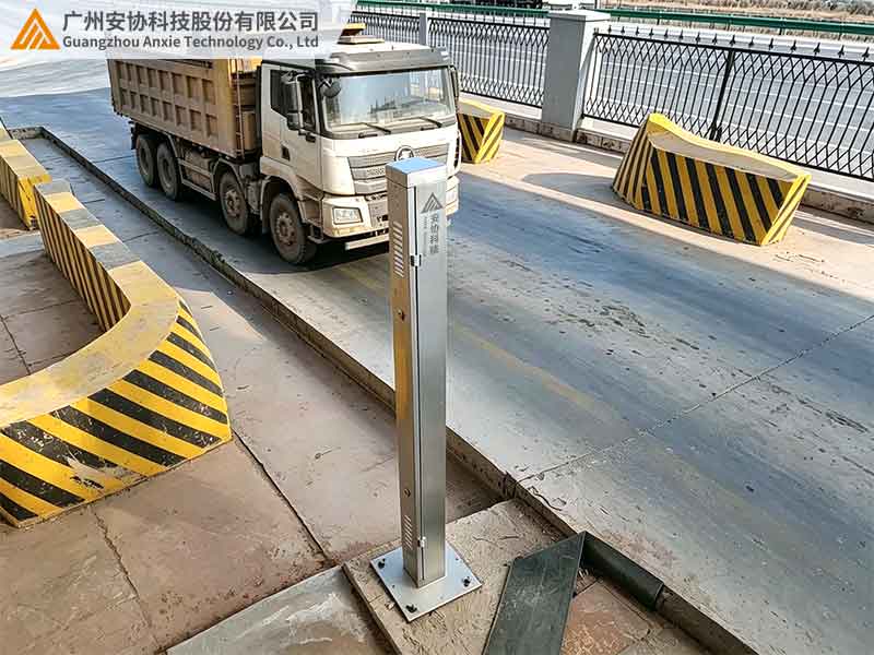 防积水漫反射光幕阴雨天气稳定车辆入闸检测