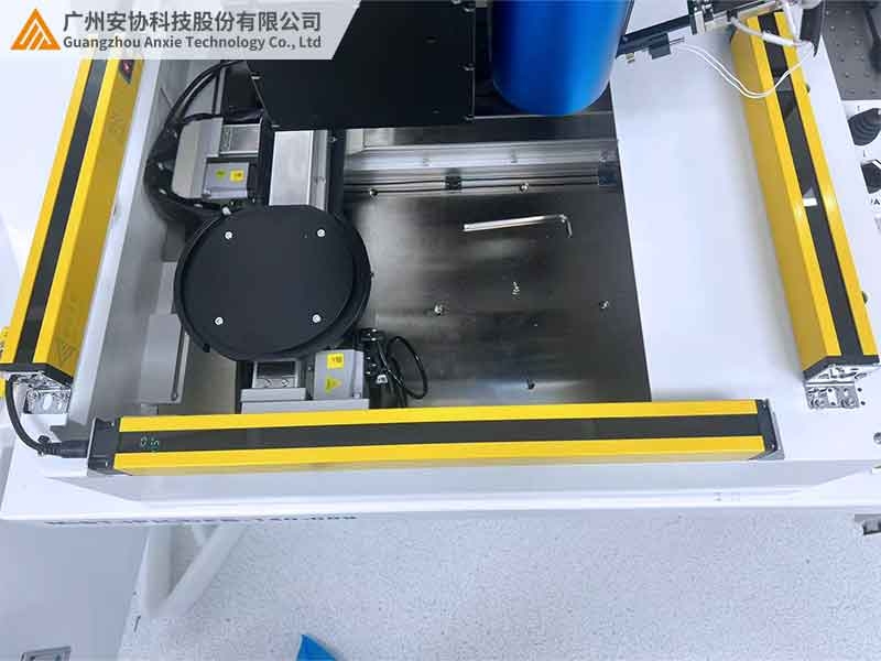 可调探测区段漫反射光幕适配多段分区控制场景.jpg