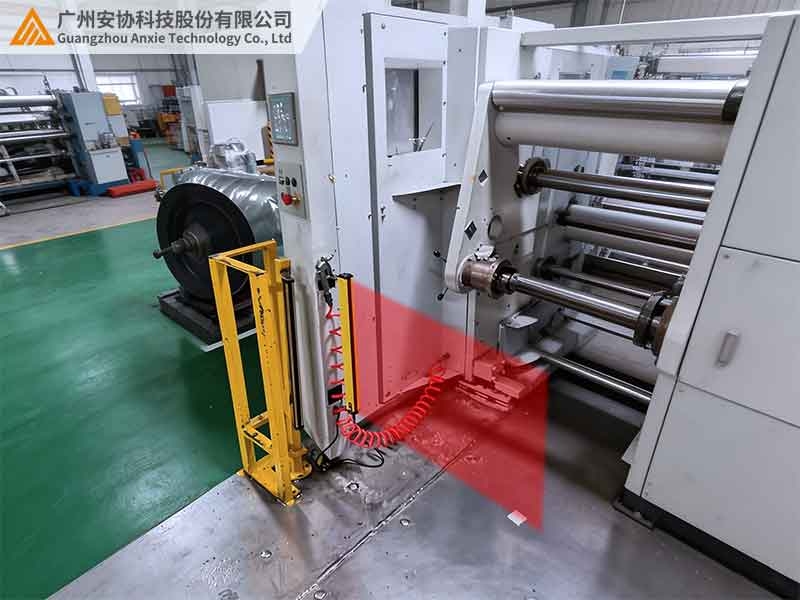 单侧探测光栅解决安装空间受限难题.jpg