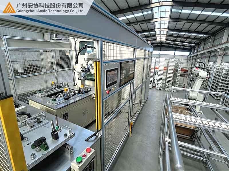 安全光栅划定车间工作台安全操作边界.jpg