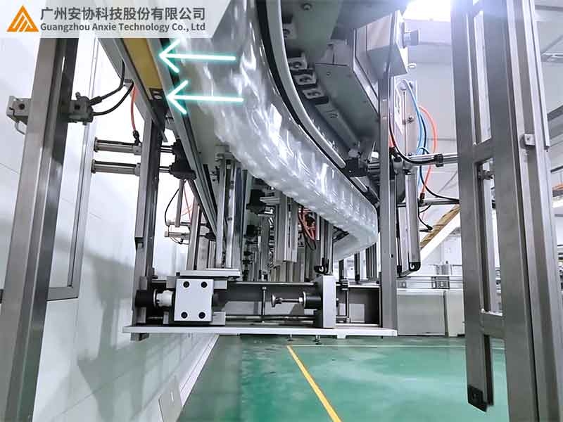 透明塑料瓶检测漫反射光幕该如何选型.jpg