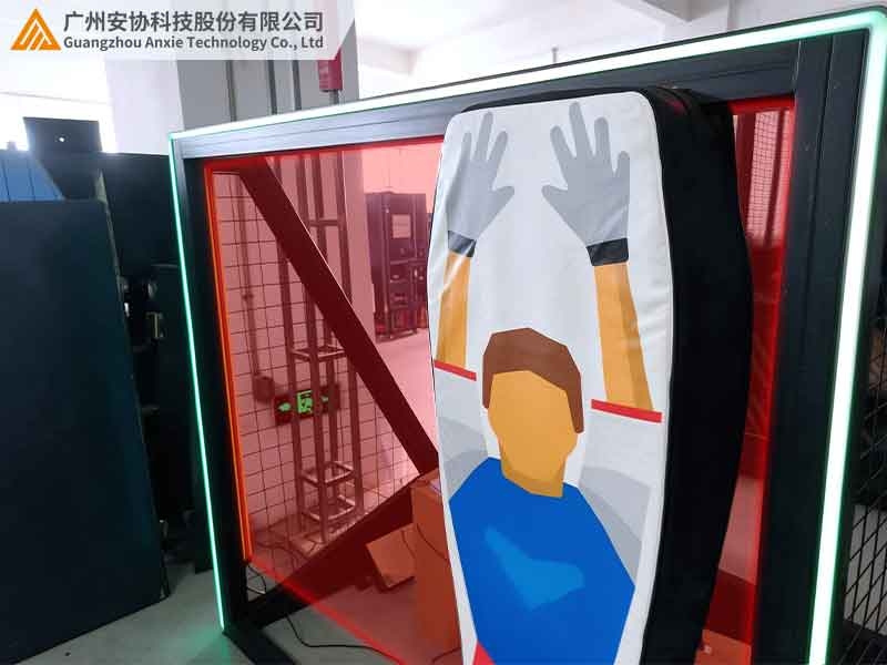 游乐场龙门架射门检测如何选用测量光幕.jpg