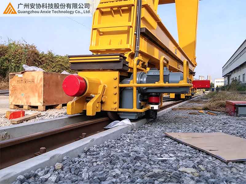 室外门机单边光栅如何抵御正午阳光直射